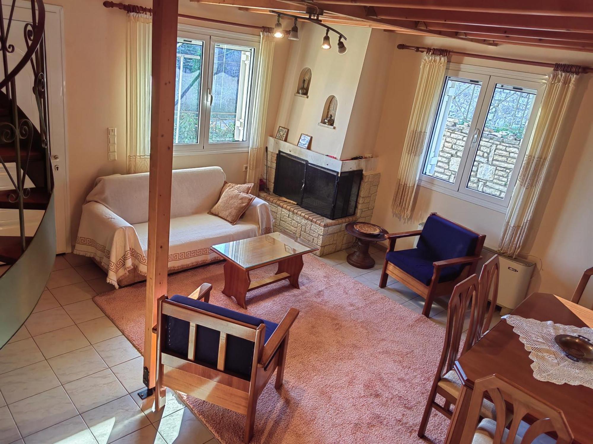 Villa Plataniotissa Mansion à Kalavryta Extérieur photo